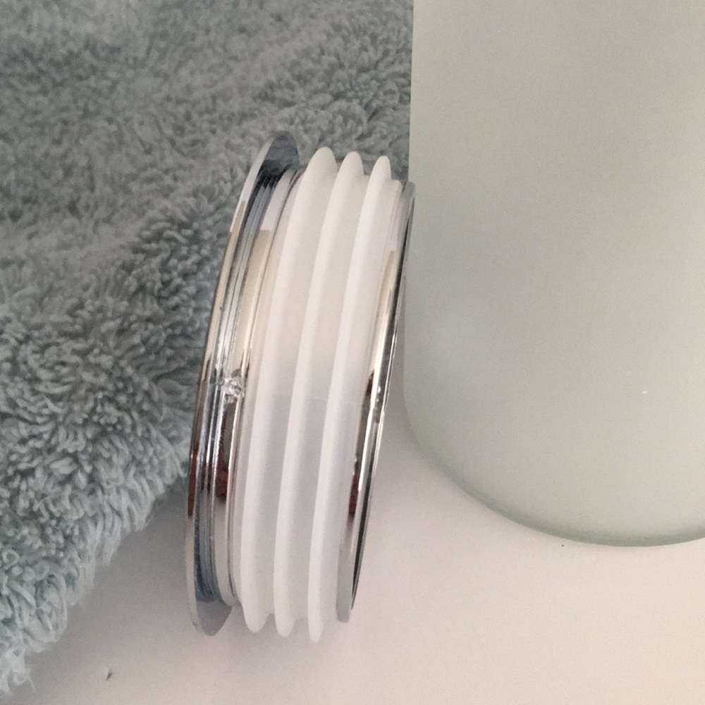 Toothbrush/Toothpaste Holder NWT - Picture 7 of 10